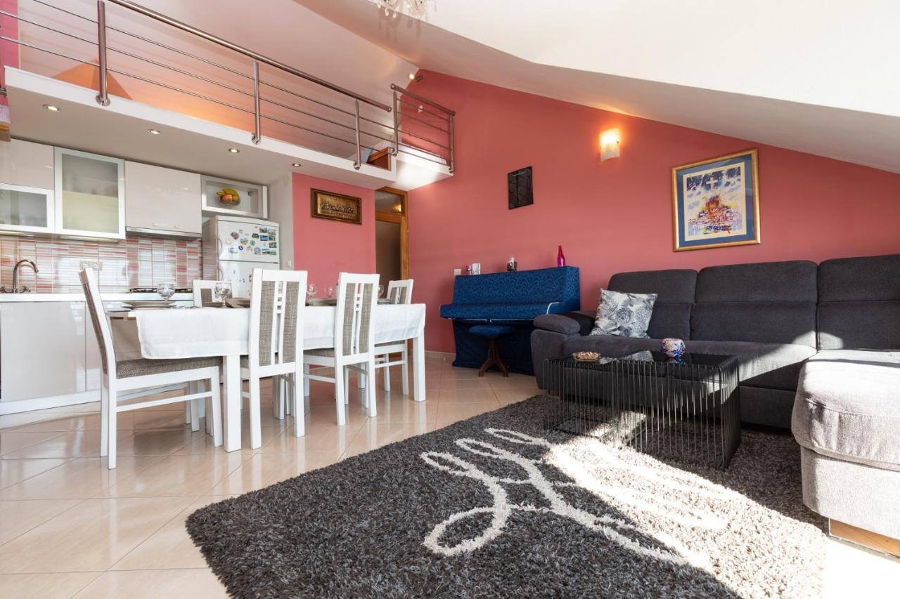Apartman Monika أوميس المظهر الخارجي الصورة